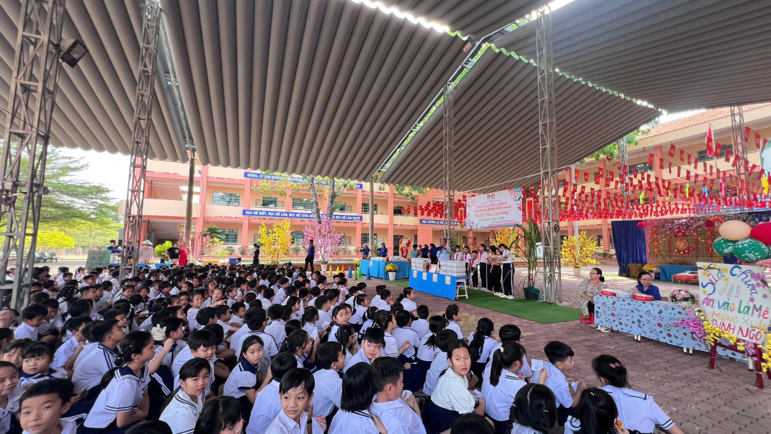 4067348160579410432 (1)