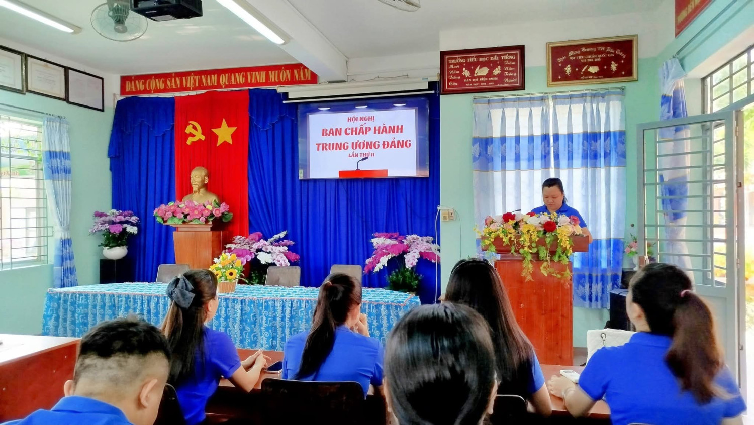 Chi đoàn tham gia sinh hoạt 26/3