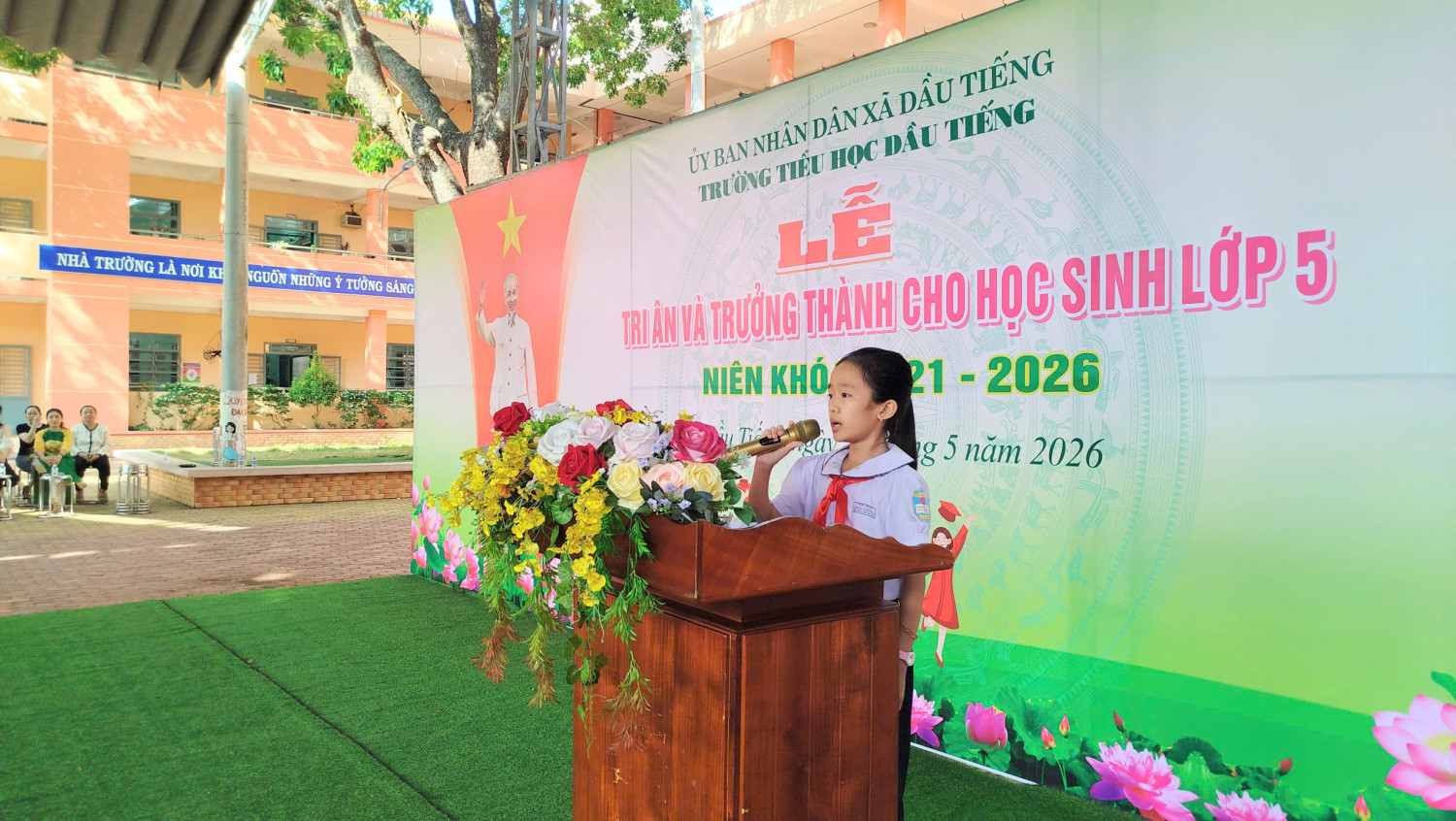 Lễ tri ân và trưởng thành cho học sinh lớp 5 niên khóa 2021-2026